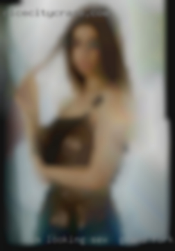 I'm looking for sex in Grand Forks fun and kinky.